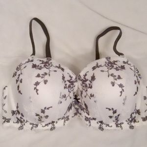 Victoria's secrect bra